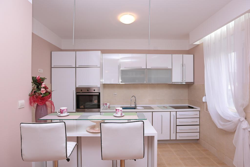 Apartments Aleksandra Podgorica Habitación foto